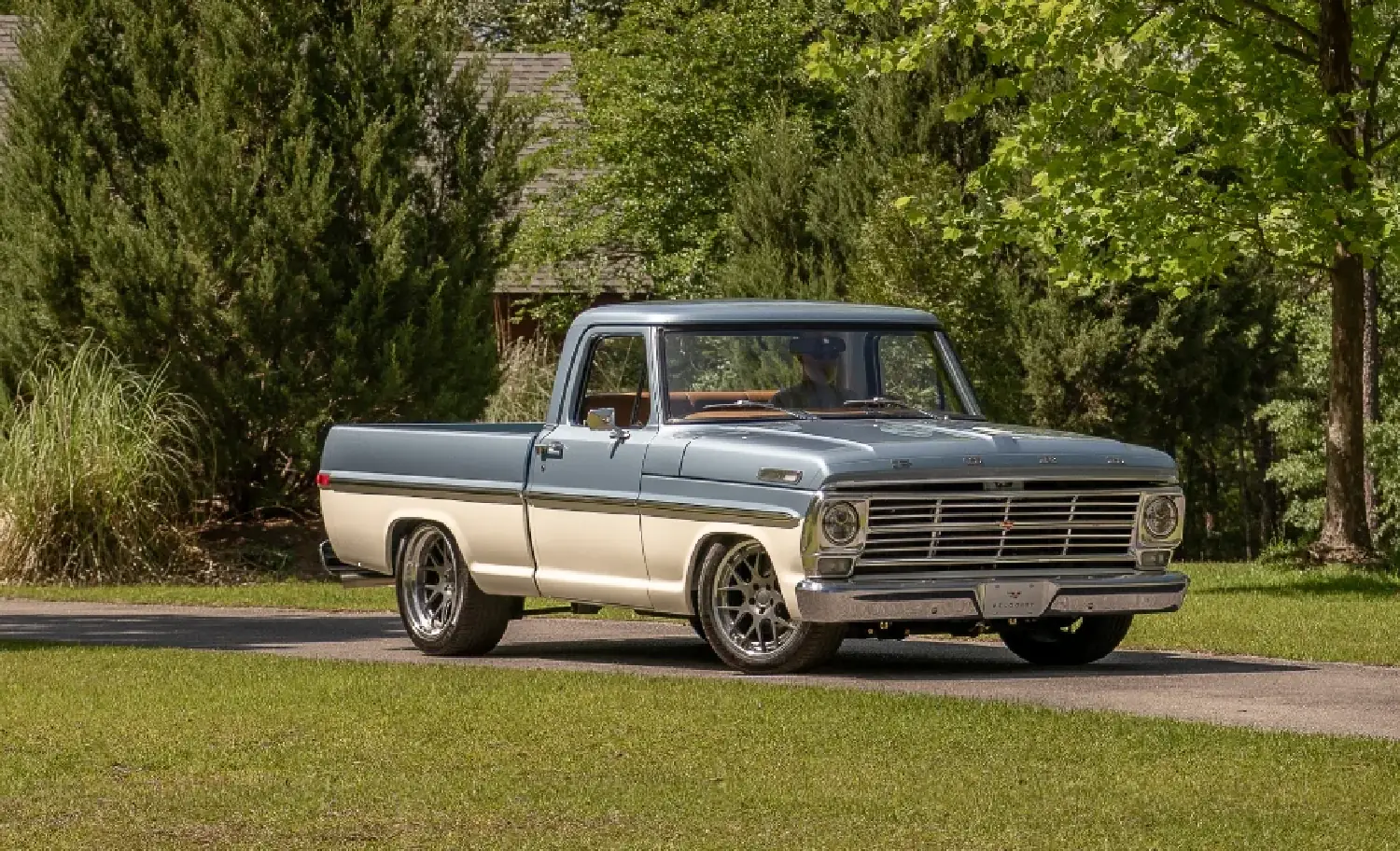 Velocity 1968 Ford F-100